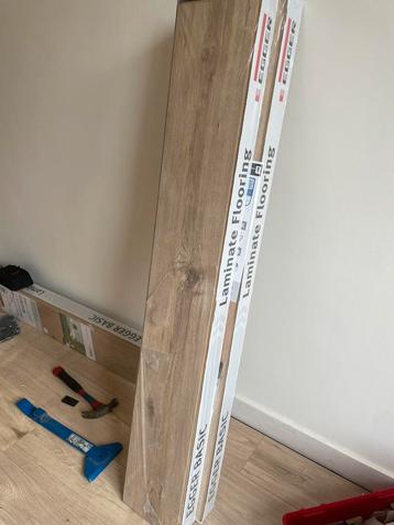 Egger Basic laminaat licht eiken EBL006 beschikbaar voor biedingen
