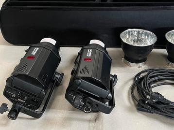 Professional studio flash kit in excellent condition beschikbaar voor biedingen