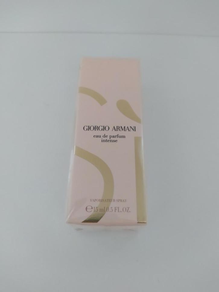 Nieuw Giorgio Armani Si Intense Parfum 15 ml Travelspray Org, Sieraden, Tassen en Uiterlijk, Uiterlijk | Parfum, Nieuw, Ophalen of Verzenden
