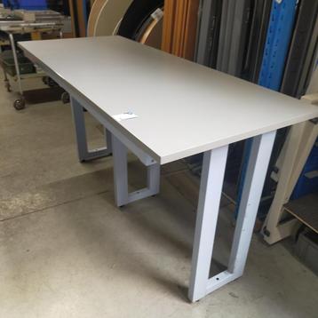 Werkbank - 96x180x76 cm beschikbaar voor biedingen