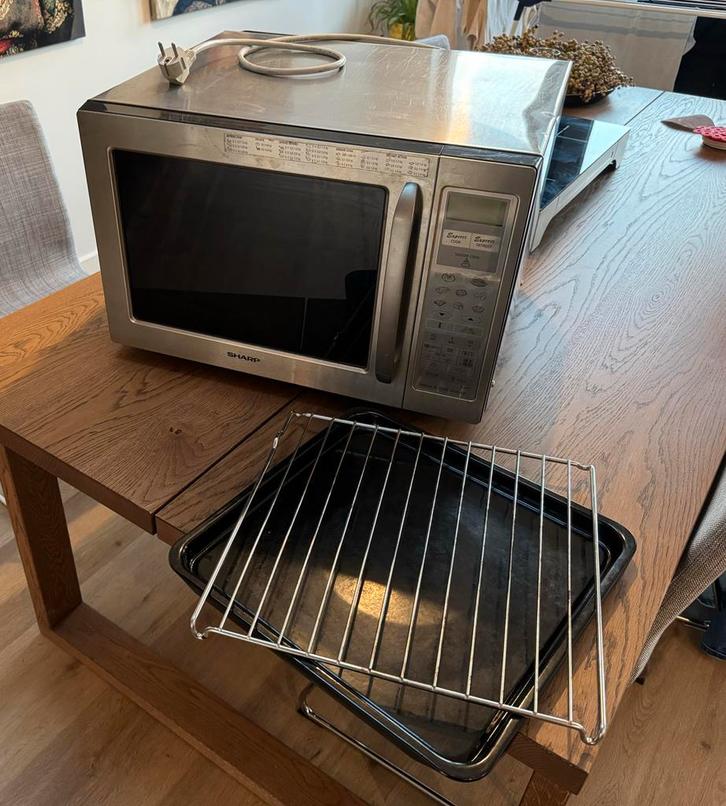 Combi Magnetron Oven Sharp R-96ST, Witgoed en Apparatuur, Magnetrons, Gebruikt, Vrijstaand, Combimagnetron, 45 tot 60 cm, Grill