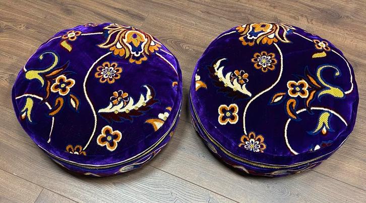 Vloerkussen / lounge kussen / Incl verzenden / 50x20cm, Huis en Inrichting, Woonaccessoires | Kussens, Nieuw, Paars, Rond, Ophalen of Verzenden