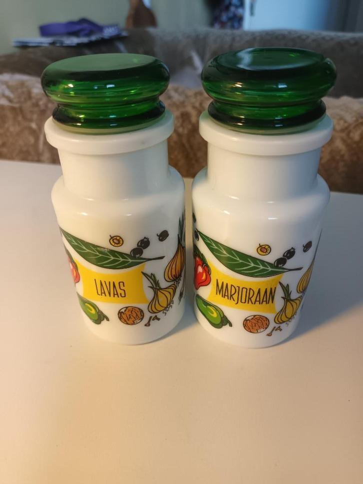 Kruidenpotjes 2x in 1 koop/ VINTAGE, Antiek en Kunst, Curiosa en Brocante, Ophalen of Verzenden