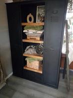 Lockerkast Lynn, mango houten planken., Huis en Inrichting, Ophalen of Verzenden, Zo goed als nieuw