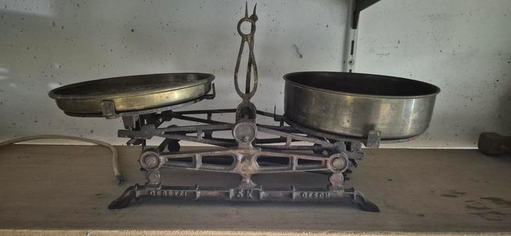 Antieke Weegschaal - Decoratief & Functioneel, Antiek en Kunst, Antiek | Overige Antiek, Ophalen of Verzenden