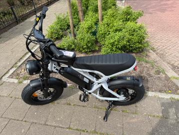 V20 mini PRO, gratis alarm, accessoires en levering! beschikbaar voor biedingen