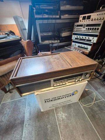 Radio/platenspeler 60/70s. Grundig.  beschikbaar voor biedingen