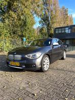 BMW 1-Serie (e87) 2.0 118D 5DR AUT 2012 Grijs, Auto's, Te koop, Zilver of Grijs, Geïmporteerd, 5 stoelen