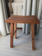 Mooie kruk zgan, Ophalen, Zo goed als nieuw, Hout