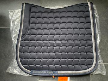 Zadeldek Schockemohle Sanya donkerblauw beschikbaar voor biedingen