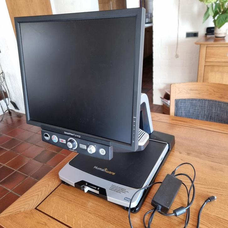 Humanware SmartView Synergy Beeldschermloep, Hobby en Vrije tijd, Vergrootglazen, Loepen en Loeplampen, Gebruikt, Vergrootglas of Loep
