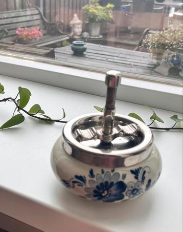 Delfts Blauw Asbak beschikbaar voor biedingen