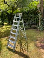 Brocante licht blauwe trap, Doe-het-zelf en Verbouw, Ladders en Trappen, Ophalen, Gebruikt, Minder dan 2 meter