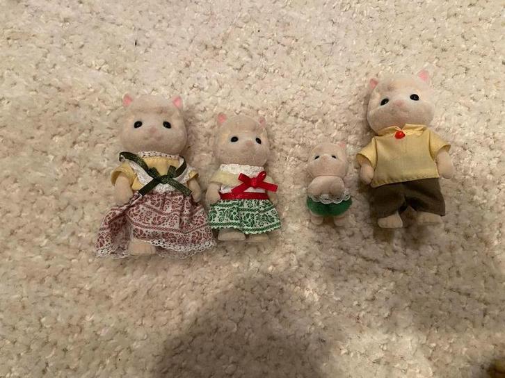 Sylvanian Families Alpaca Familie - Zo goed als nieuw!, Kinderen en Baby's, Speelgoed | Poppen, Zo goed als nieuw, Overige typen