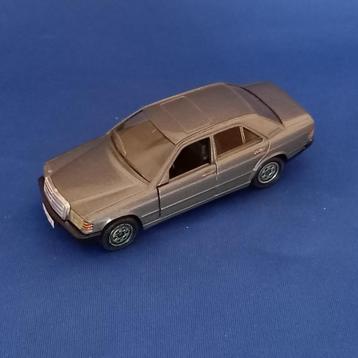 Solido Mercedes 190E #1337 beschikbaar voor biedingen