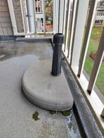 Betonnen parasolvoet halfrond, Ophalen, Gebruikt, Minder dan 1 meter, Parasolvoet
