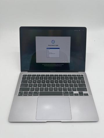 Macbook Air 13" 2020 | M1 | 8 GB | 256 GB | BTW beschikbaar voor biedingen