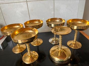Zes Famipa Prizren set goudkleurige  kelken antiek vintage  beschikbaar voor biedingen