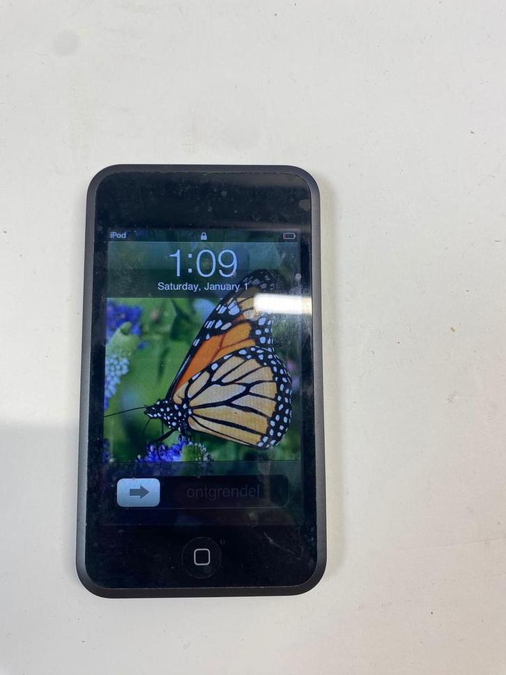 Apple iPod Touch 16 GB Model A1213, Audio, Tv en Foto, Mp3-spelers | Apple iPod, Gebruikt, Touch, 10 tot 20 GB, Zwart, Ophalen of Verzenden
