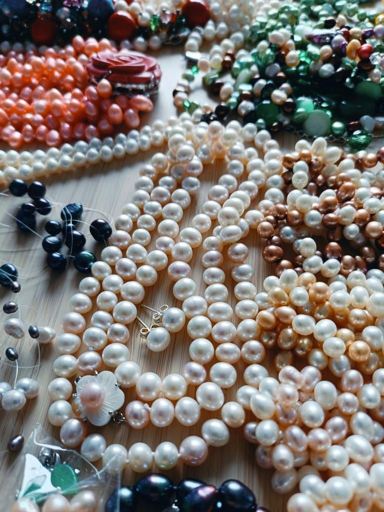 Zoetwaterparels sieraden mystery box, Sieraden, Tassen en Uiterlijk, Verzenden, Zo goed als nieuw