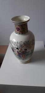 Vintage Japanse porseleinen vaas met chinoiserie ontwerp, Ophalen of Verzenden