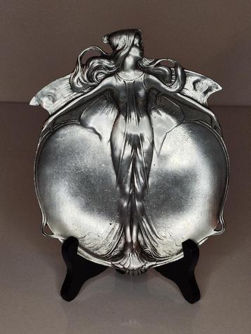 Antieke Italiaanse Vide-poche door Achille Gamba (ca.1900) beschikbaar voor biedingen