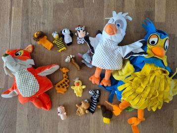 Diverse handpoppen en vingerpoppen (o.a. Fabeltjeskrant) beschikbaar voor biedingen
