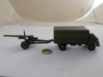 1956 Dinky Toys 621. 3 TON WAGON + Dinky Toys 692 MEDIUM GUN, Dinky Toys, Gebruikt, Ophalen of Verzenden, Bus of Vrachtwagen