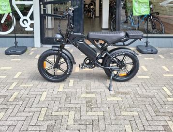 V20 PRO nieuw fatbike met achterzitje , alarm , voetsteunen beschikbaar voor biedingen