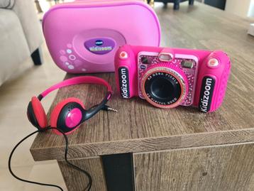 Vtech Kidizoom 5mp digitale camera met koptelefoon en tas beschikbaar voor biedingen