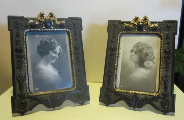 2 antieke fotokaders in gutta percha, vulcanite, 19de eeuw, Antiek en Kunst, Antiek | Overige Antiek, Verzenden