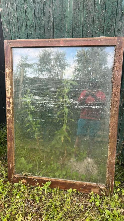 Hard houten kozijn 109 x 147 dubbel glas, Doe-het-zelf en Verbouw, Kozijnen en Schuifpuien, Ophalen