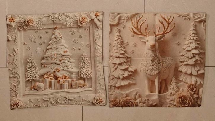 Kerstkussens - Set van 2, Huis en Inrichting, Woonaccessoires | Kussens, Zo goed als nieuw, Beige, Vierkant, Ophalen