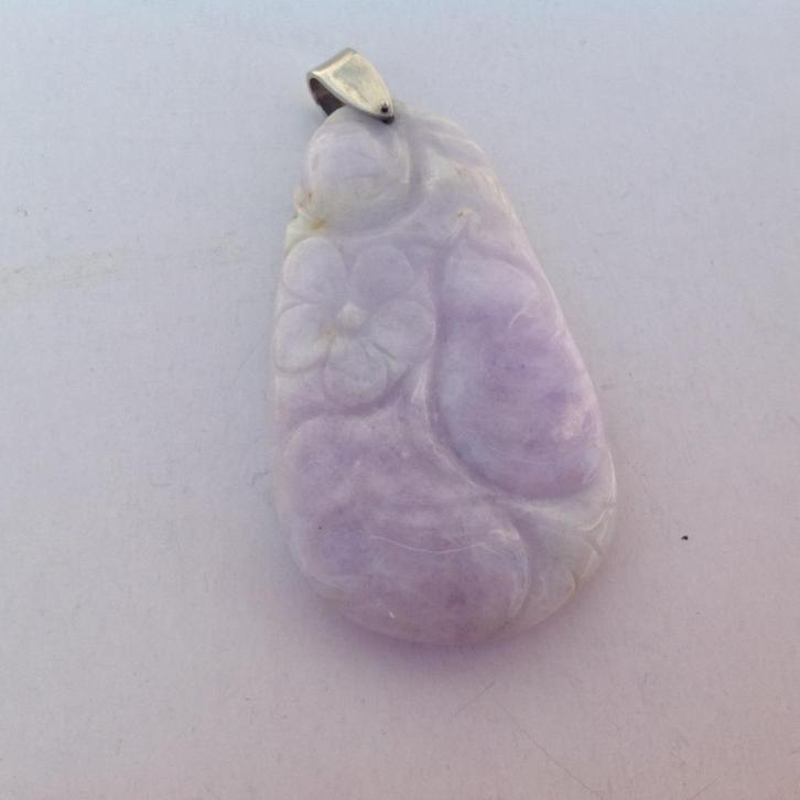 Lavendel jadeiet jade hanger (FEI CUI) met platina hangoog, Sieraden, Tassen en Uiterlijk, Antieke sieraden, Hanger, Goud, Met edelsteen