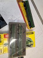 Trix internationaal hondekop met tussenwagon, Gebruikt, Trix, Analoog, Ophalen of Verzenden