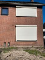 Twee electrische rolluiken te koop, Doe-het-zelf en Verbouw, Rolluiken, Gebruikt, Ophalen of Verzenden, 200 cm of meer, Elektrische bediening