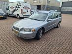Volvo V70 2.4 D5 136KW Geartronic 2007 Grijs Full options, Auto's, 1800 kg, 179 €/maand, V70, Diesel