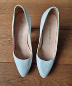 Peter Kaiser leren pumps wit maat UK 7 - EUR 7, Kleding | Dames, Schoenen, Peter Kaiser, Pumps, Wit, Ophalen of Verzenden
