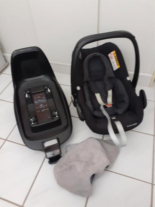 Maxi cosi met familie Fix One I - Size
 Met stoel verkleiner, Kinderen en Baby's, Autostoeltjes, Zo goed als nieuw, Maxi-Cosi