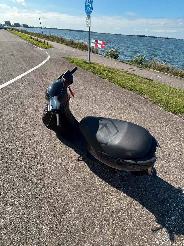Piaggio Zip 70cc Watergekoeld - Snelle Scooter!, Fietsen en Brommers, Scooters | Piaggio, Gebruikt, Overige modellen, Maximaal 45 km/u