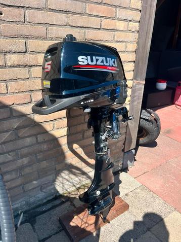 Nieuwe 5pk Suzuki buitenboordmotor beschikbaar voor biedingen