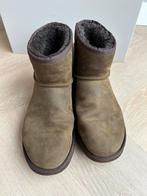 Nubuck heren Uggs Classic 44,5 45 *kapot, Kleding | Heren, Schoenen, Gedragen, Ophalen of Verzenden, UGG, Boots