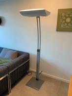 Trilux design staande lamp, Huis en Inrichting, Lampen | Vloerlampen, 150 tot 200 cm, Metaal, Modern / industrieel, Zo goed als nieuw
