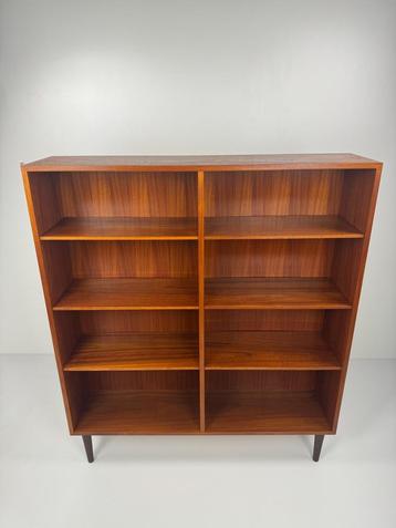 Omann Jun Model Nr. 6 Teak Bookcase – Danish Mid-Century beschikbaar voor biedingen