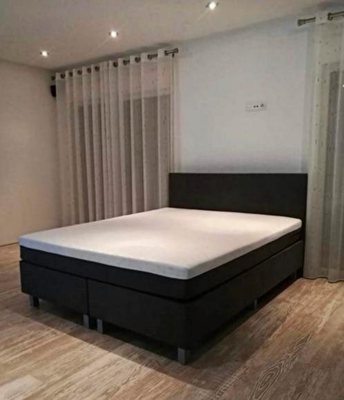 Te koop NIEUWE 2 persoons Boxspring.
NOG IN DE VERPAKKING., Huis en Inrichting, Slaapkamer | Boxsprings, Nieuw, 180 cm, 200 cm