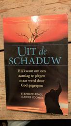 Uit de Schaduw - Stephen Lungu & Anne Coomes, Ophalen of Verzenden, Gelezen, Stephen Lungu en Anne Coomes, Christendom | Katholiek
