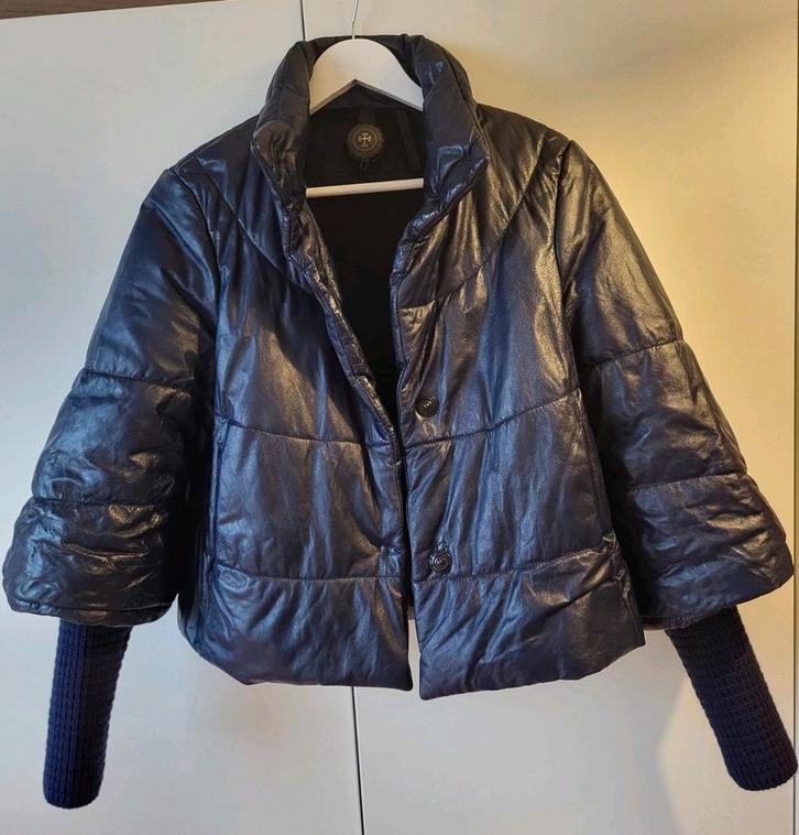 Leren dames jas in maat 36/38 in topstaat, Kleding | Dames, Jassen | Winter, Zo goed als nieuw, Maat 38/40 (M), Paars, Ophalen of Verzenden