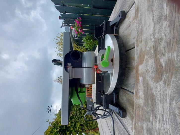 Tafel-/afkortzaag, Doe-het-zelf en Verbouw, Gereedschap | Zaagmachines, Gebruikt, Afkortzaag, 1200 watt of meer, 30 tot 70 mm