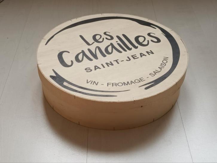 Houten vintage doos Les Canailles, Huis en Inrichting, Woonaccessoires | Kisten, Gebruikt, Minder dan 50 cm, Minder dan 50 cm