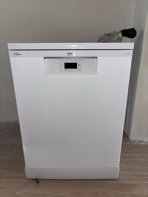 Beko B100 Vrijstaande Vaatwasser - 13 Couverts, Witgoed en Apparatuur, Vaatwasmachines, Gebruikt, Vrijstaand, Minder dan 85 cm